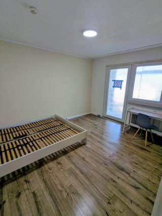 Anzeigenbild: Neu sanierte 4er-WG – Erstbezug ab 15.04.2026 | 84 m2 | Moderne Ausstattung und Balkon