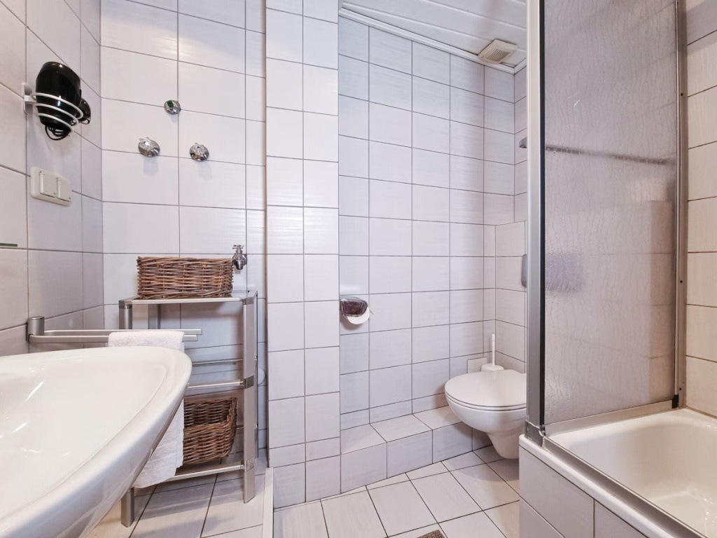 2 Zimmer Wohnung – voll möbliert – nahe Zentrum – Essen - 46 m2 – Goldschmidtstraße 3, 45127 Essen Ostviertel – Vorschaubild 7