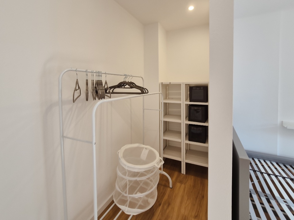 Flat Innenstadt Brauhausstraße - Begehbarer Kleiderschrank