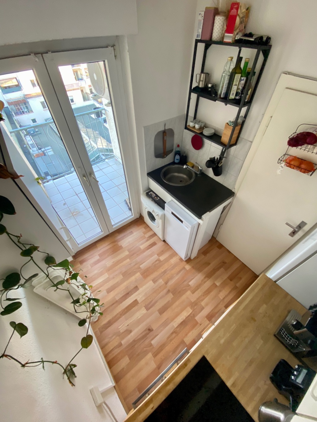 Möblierte 1-Zimmer-Wohnung mit 2 Balkonen zur Untermiete im Herzen Mannheims – 68161 Mannheim Quadrate – Vorschaubild 14