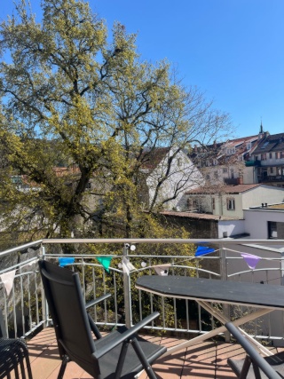 Anzeigenbild: Renovierter Altbau in der Weststadt mit großem Balkon