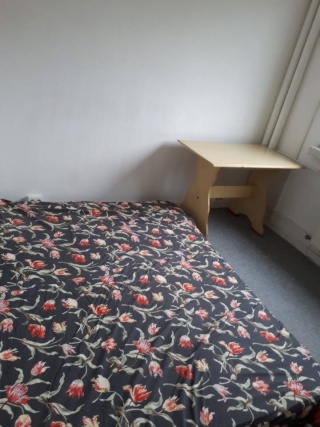 A Bright Room in A Shared Apartment Available For Short or Long Term Duration — photo 1
