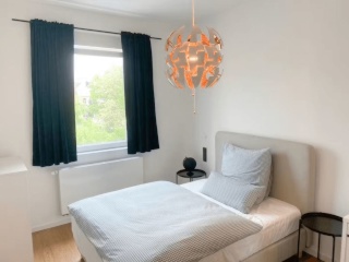 Imagen del anuncio: Perfektes und schönes Zimmer im Frankfurter Westend Nord