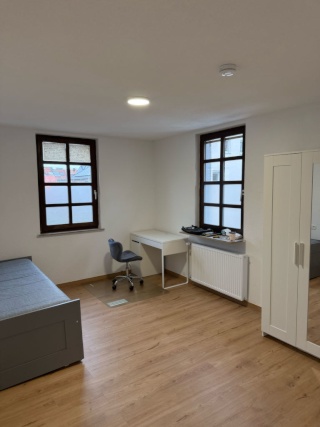 Anzeigenbild: Frauen WG in neu sanierter Wohnung - Ostfildern