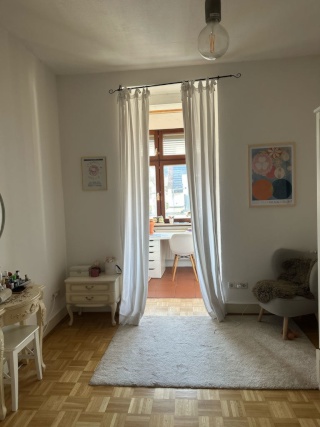 Anzeigenbild: Großzügiges Altbauzimmer in der Weststadt