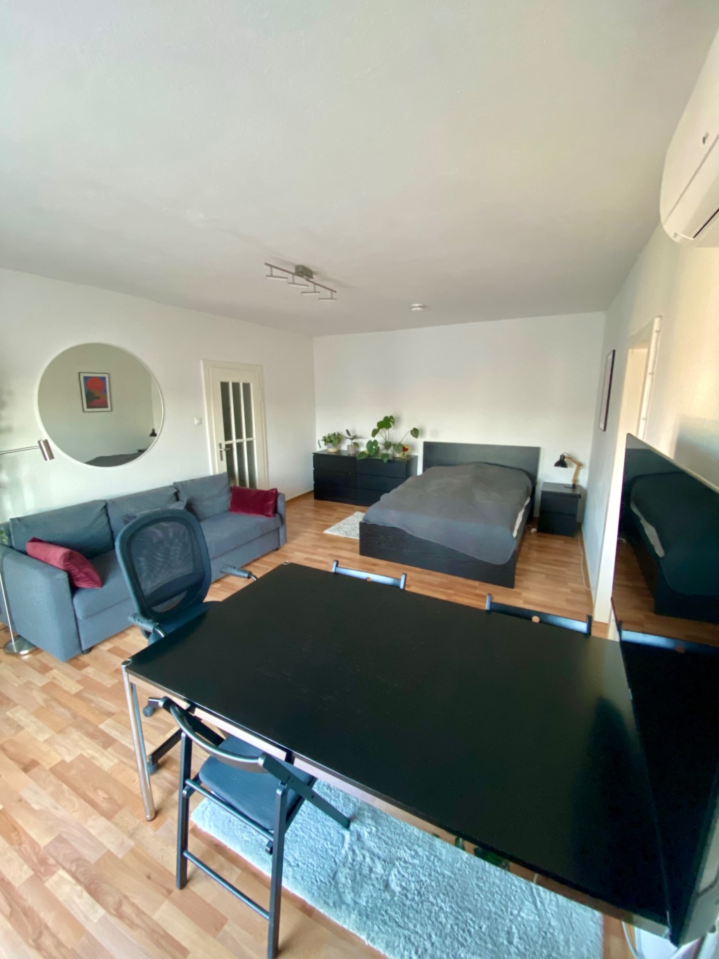 Möblierte 1-Zimmer-Wohnung mit 2 Balkonen zur Untermiete im Herzen Mannheims