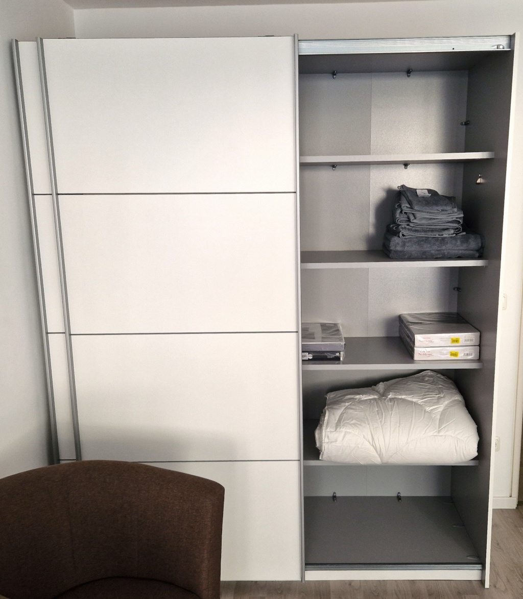 Fully equipped, quiet and just renovated flat (Schwabing/Munich) / Voll ausgestattete, ruhige und renovierte Wohnung (Schwabing/München) – Leonhard-Frank-Strasse 7, 80796 München Schwabing-West – Vorschaubild 10