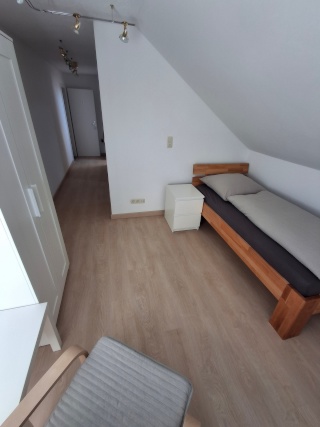Imagen del anuncio: 1 Zimmer Apartment in Edingen mit guter Anbindung nach Heidelberg und Mannheim
