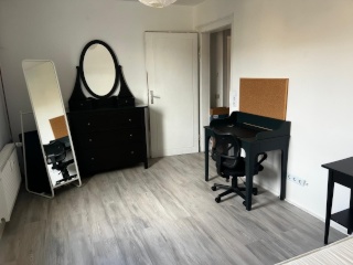 Anzeigenbild: Gemütliches Zimmer, zentral in Bad C, alles inklusive