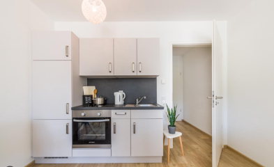 WG-Neugründung: 2 Zimmer in Bestlage Köln-Zentrum (Roonstraße)