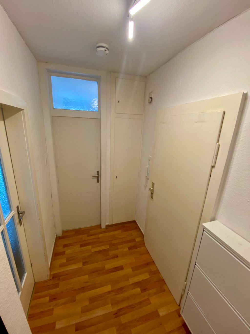 Möblierte 1-Zimmer-Wohnung mit 2 Balkonen zur Untermiete im Herzen Mannheims – 68161 Mannheim Quadrate – Vorschaubild 2