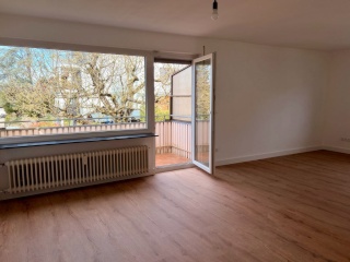 Anzeigenbild: Helle 4 Zimmer Wohnung mit Balkon in Konstanz‐Fürstenberg