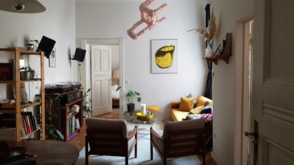 FROM MID-OCTOBER UNTIL FEBRUARY / Furnished flat in Friedrichshain with separate living room and kitchen — photo 1