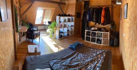 Anzeigenbild: 20 m2 WG-Zimmer im legendären "Fuchsbau" (Dettingen) – 300€ all inclusive