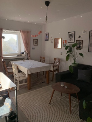 Ad image: schöne 3-Zimmer Wohnung zur Zwischenmiete (Auch als WG Zimmer möglich)