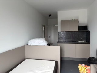 Anzeigenbild: Nachmieter/in gesucht – möbliertes Studio-Apartment nahe Frankfurt West
