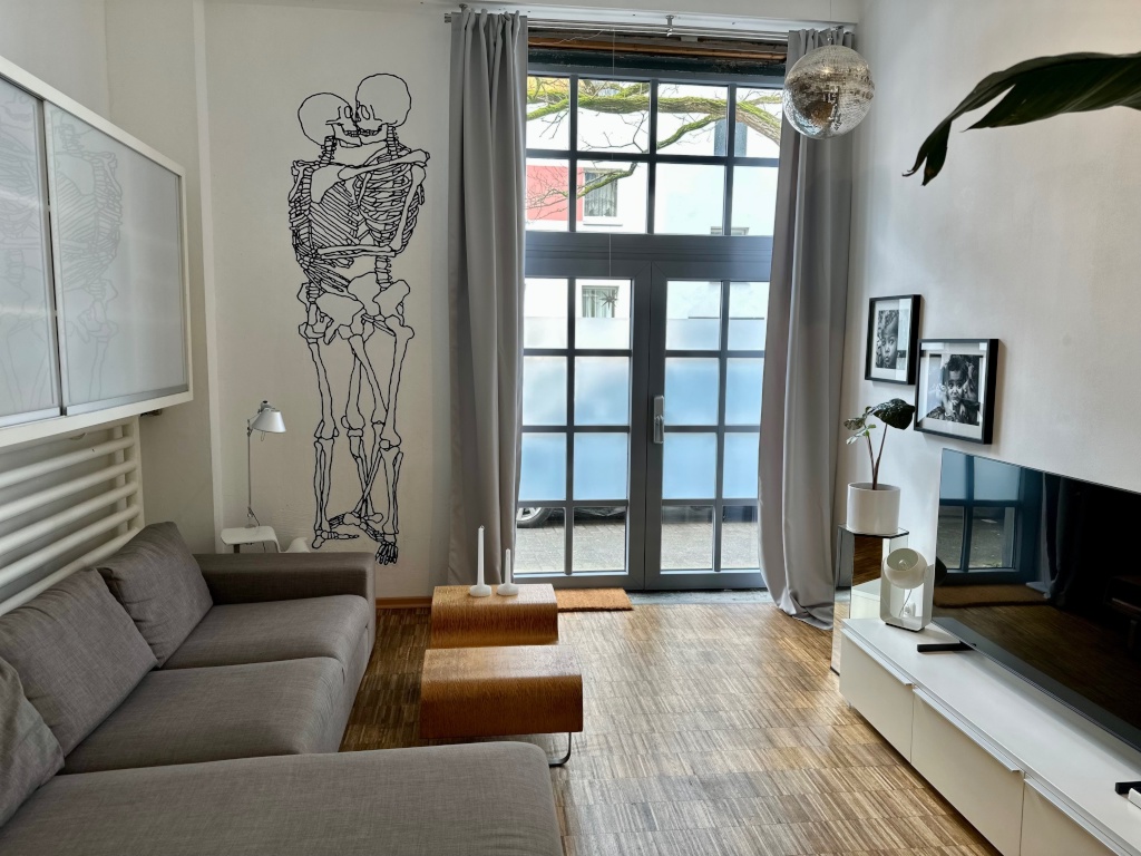 Stilvolle Loft-Wohnung (75 m2) in Köln-Ehrenfeld zur Untermiete – im Oktober – 50823 Köln Ehrenfeld – Bild 1 von 8