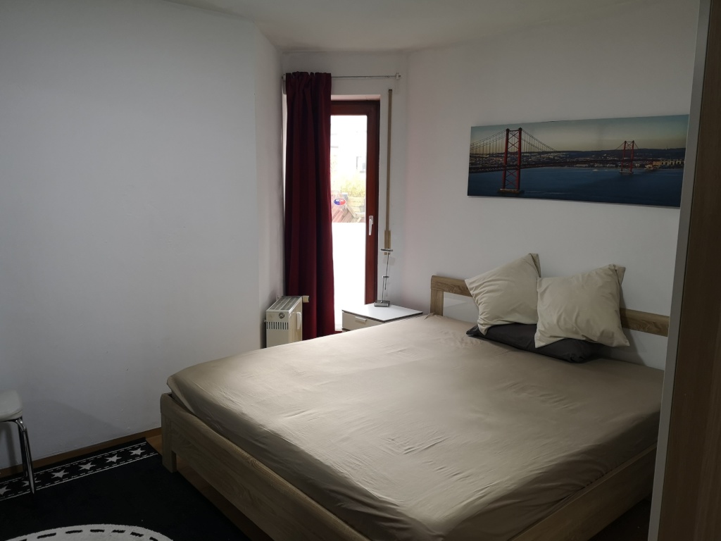 Sonnige 4- Zimmerwohnung mit Terrasse in ruhiger Lage in Hemhofen zu vermieten – Schulstr. 15, 91334 Erlangen Hemhofen – Vorschaubild 7