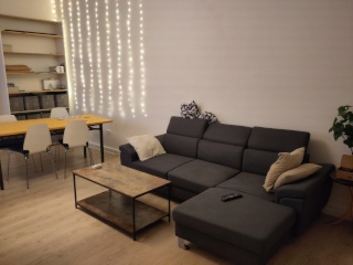 Imagen del anuncio: Große 3-Zimmer Altbau Wohnung in super zentraler Lage