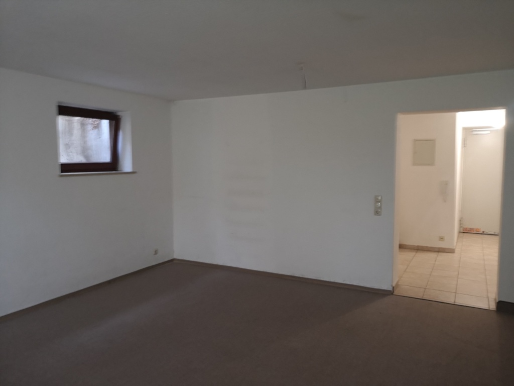 Sonnige 4- Zimmerwohnung mit Terrasse in ruhiger Lage in Hemhofen zu vermieten – Schulstr. 15, 91334 Erlangen Hemhofen – Vorschaubild 16