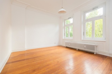 Anzeigenbild: 17 qm großes WG-Zimmer unmöbliert in 4er WG  zum 01.07. in Uhlenhorst - toller Altbau - direkt in der Stadt