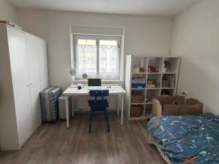 Anzeigenbild: Möbliertes Zimmer in 3er Frauen-WG in Neu-Ulm, ab Juli 2026