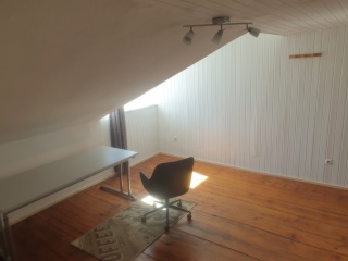Anzeigenbild: Südstadt, Nähe KIT: 2 Zimmer in 4er WG -- frei ab 1. Mai 2026