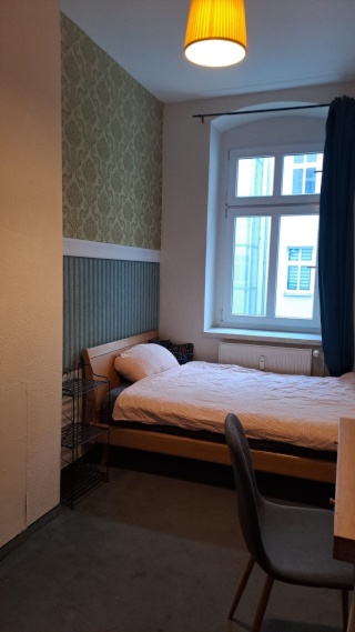 Imagen del anuncio: Nice room in international good situated flathare from today on for May!