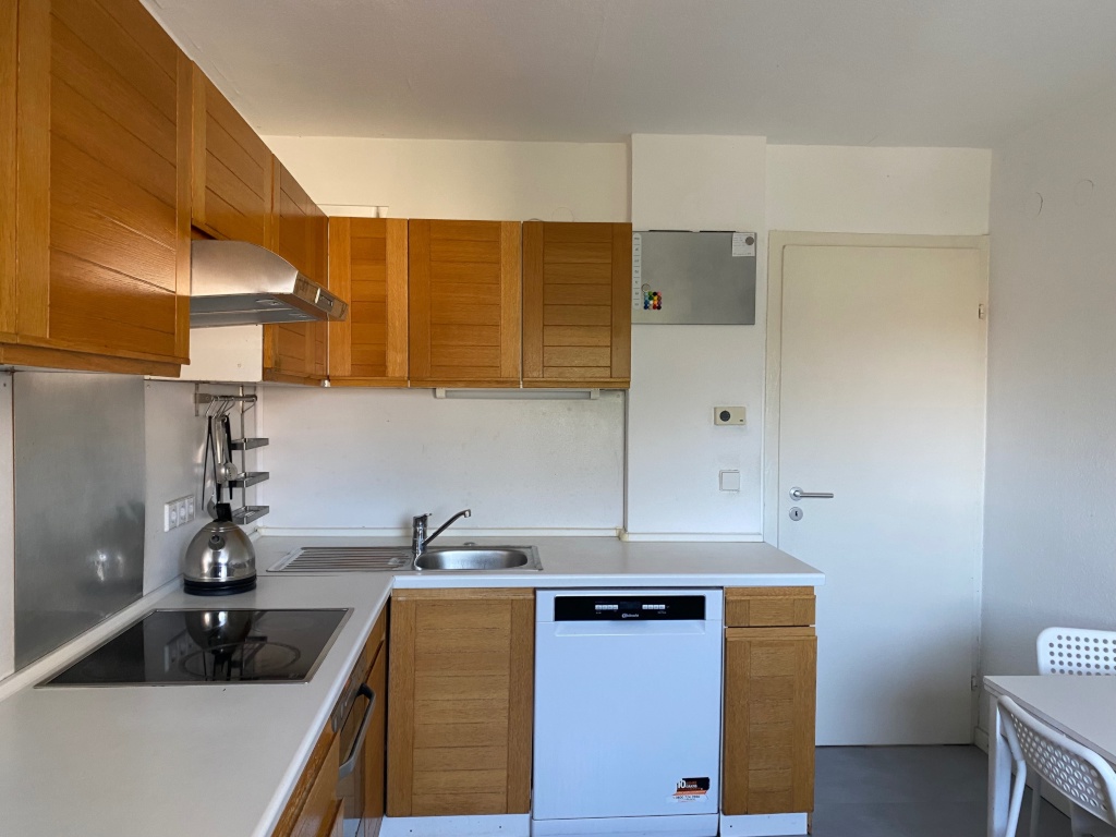 4 Zimmer DG-Wohnung zur 3er-WG Neugründung - 2 Minuten zur Straßenbahnlinie 5 – 68239 Mannheim Seckenheim – Vorschaubild 2
