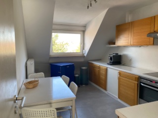 Ad image: 4 Zimmer DG-Wohnung zur 3er-WG Neugründung - 2 Minuten zur Straßenbahnlinie  5