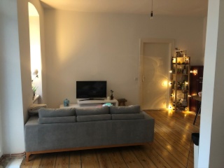 Charmante 1,5 Zimmer-Wohnung in Berlin-Mitte mit Balkon, nähe Zionskirche zur Untermiete, möbiliert — photo 1