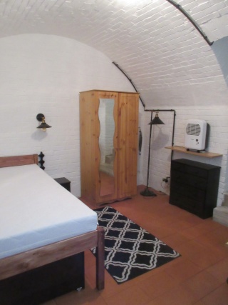 Anzeigenbild: ab MAI 2026: möbl. Zi (Nr.1) für Azubis/Stud. alles inkl.