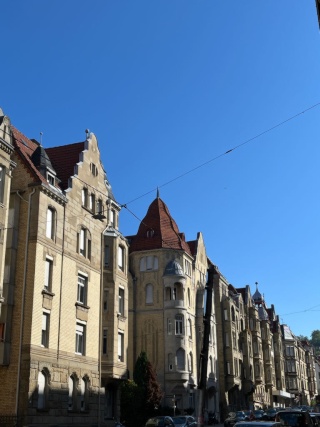 Anzeigenbild: SCHÖNSTES WG ZIMMER STUTTGART SÜD LISTSTRAẞE