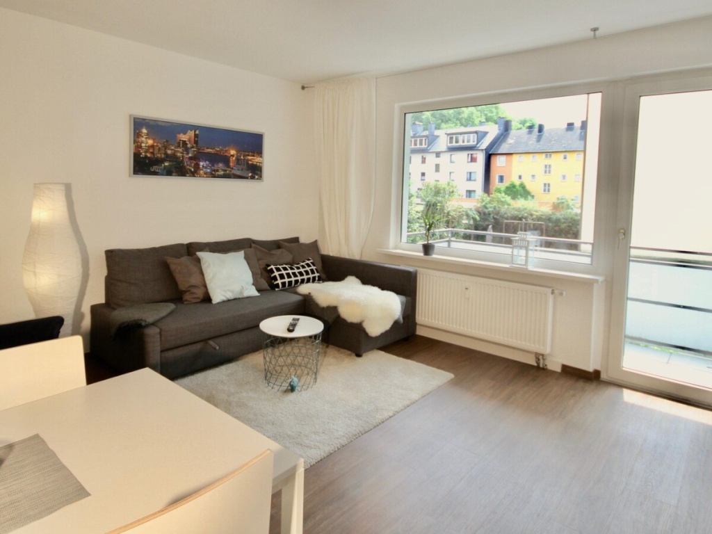 2 Zimmer Wohnung mit Balkon