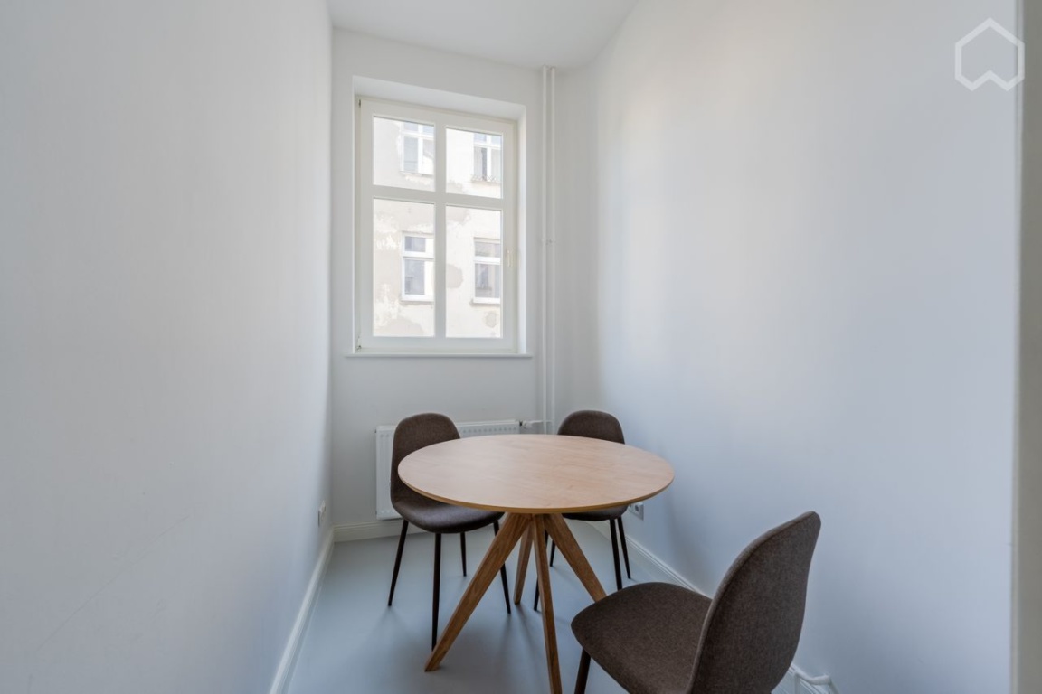 WG ZIMMER Stilvolles Zimmer mit Balkon in hochwertiger Wohnung auf der Torstraße / nahe Rosenthaler Platz – Torstraße, 10119 Berlin Mitte – Vorschaubild 16