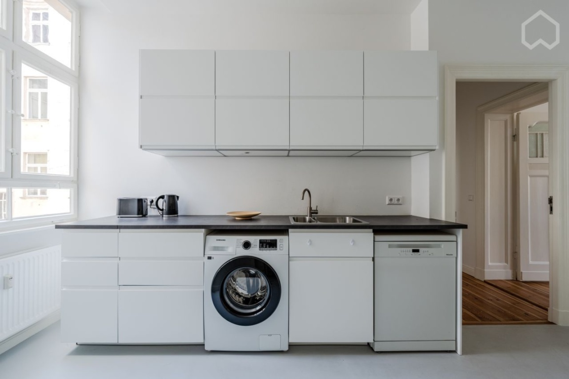 WG ZIMMER Stilvolles Zimmer mit Balkon in hochwertiger Wohnung auf der Torstraße / nahe Rosenthaler Platz – Torstraße, 10119 Berlin Mitte – Vorschaubild 14