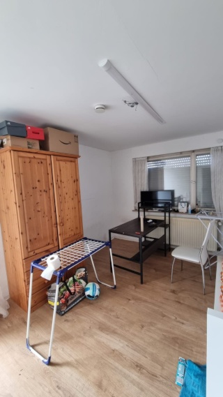 Anzeigenbild: Schönes Zimmer mit Balkon in einer WG