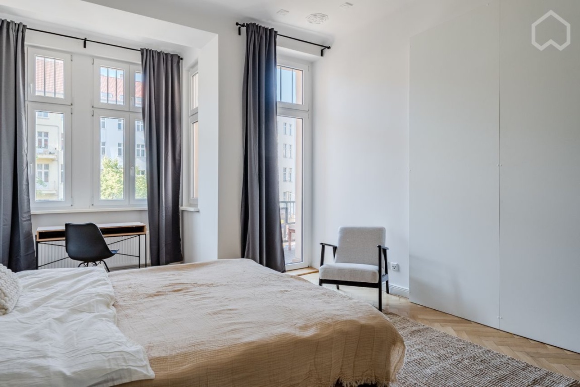 WG ZIMMER Stilvolles Zimmer mit Balkon in hochwertiger Wohnung auf der Torstraße / nahe Rosenthaler Platz – Torstraße, 10119 Berlin Mitte – Vorschaubild 6