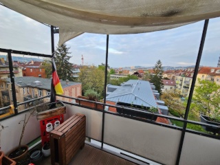 Anzeigenbild: Sehr helles Zimmer in 4-er Berufstätigen-WG in Stuttgart West mit Balkon ab Mai/Juni