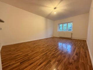 Anzeigenbild: 18qm großes WG-Zimmer zum 01.07  direkt an der S-Bahn Haltestelle Harburg-Rathaus