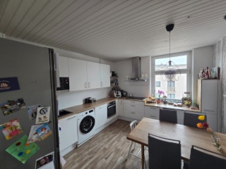 Anzeigenbild: Schöne möbilierte und vollausgestattete Innenstadtwohnung mit Balkon zur Zwischenmiete