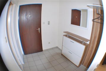 Anzeigenbild: Affordable, convenient and bright room in a well-connected area