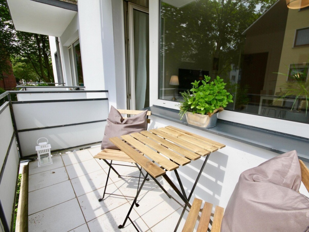 2 Zimmer Wohnung mit Balkon – Arnoldstraße 39, 44793 Bochum Innenstadt – Vorschaubild 2