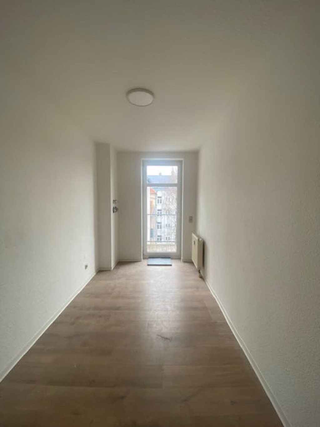 Flatshare Volkmarsdorf Elisabethstraße - Zimmer 1 mit Balkon