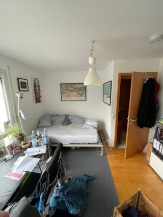 Anzeigenbild: Angenehmes Zimmer in guter Lage, fünfer-WG mit viel Platz