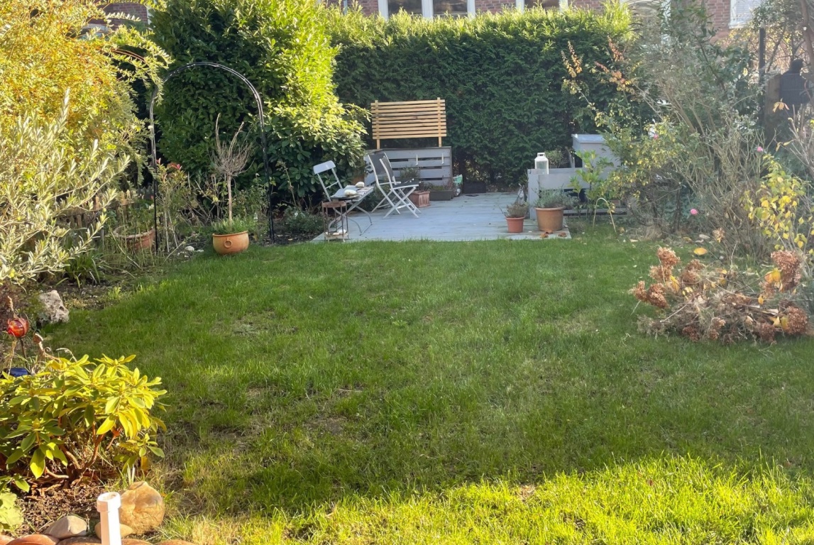 Wohnung mit Garten 3 km nahe Köln Weiden / frei ab September 2026 (auch monatsweise)
