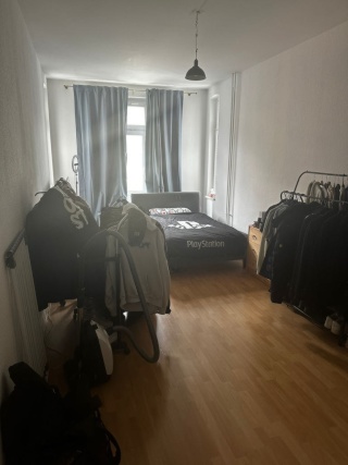 Anzeigenbild: Bright Cool room in FLATSHARE