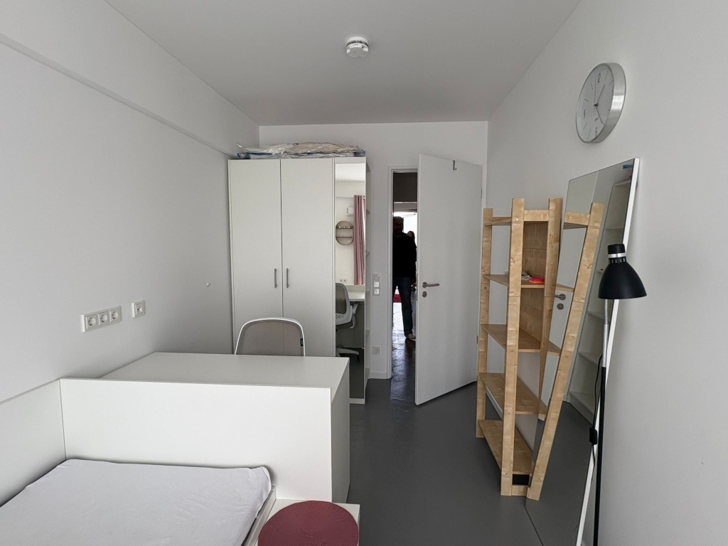 Möbliertes Studio in Treptow ab 01.09/10.2026 - NO ANMELDUNG – Eichbuschallee, 12437 Berlin Treptow – Vorschaubild 4