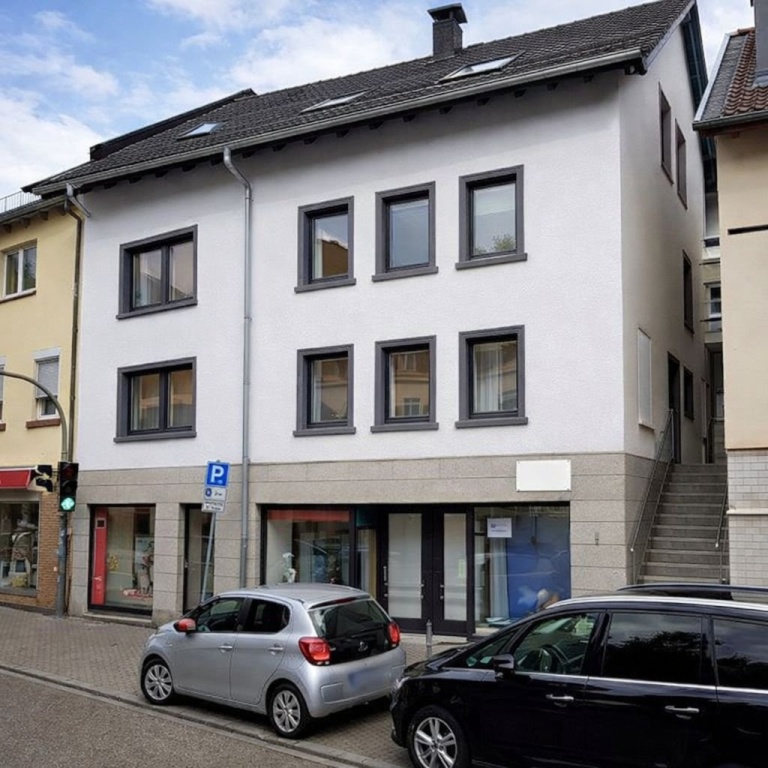 Apartamento Ziegelhausen Peterstaler Straße - Hausandicht (KI-generiert) - Haus wird gerade saniert.ert