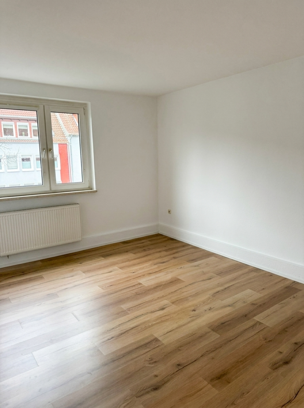 Studenten WG mit EBK! Provisionsfre ! Frisch renoviert. – Natruper Straße 214, 49090 Osnabrück Hafen – Vorschaubild 2